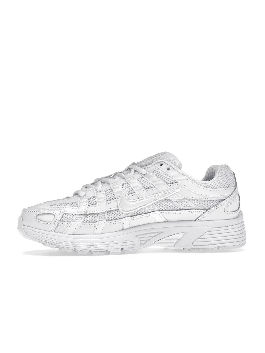 Женские кроссовки Lifestyle с перфорированным верхом Nike P-6000 — изображение 3 из 4, белый/платиновый-белый