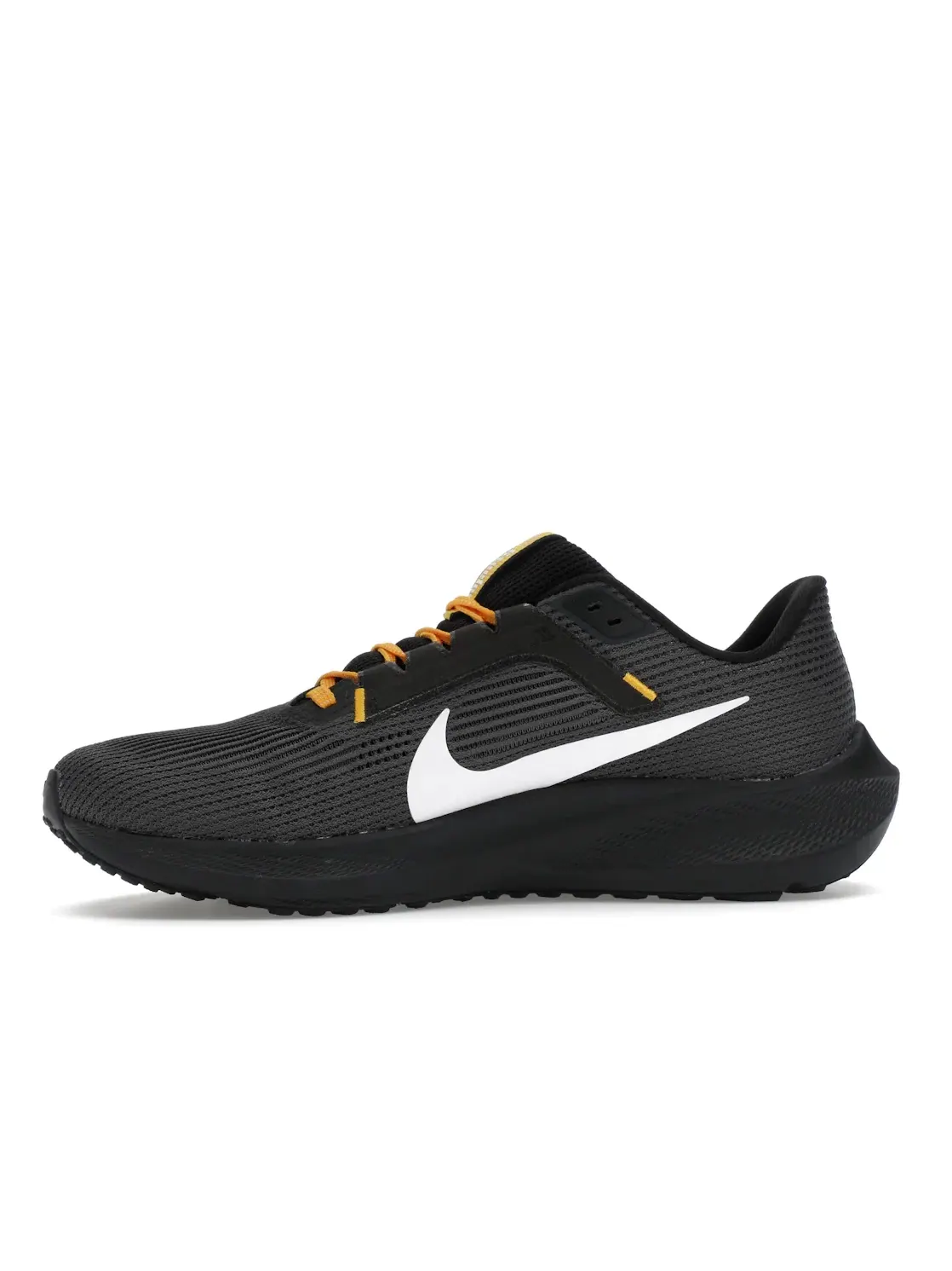 Мужские кроссовки для бега с амортизацией Nike Pegasus 40 Nike — изображение 3 из 4, черный/золотистый/белый