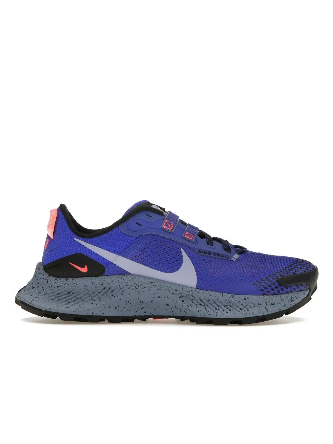 Женские кроссовки для бега по бездорожью Nike Pegasus Trail 3 Nike — изображение 1 из 4, черный//светлый