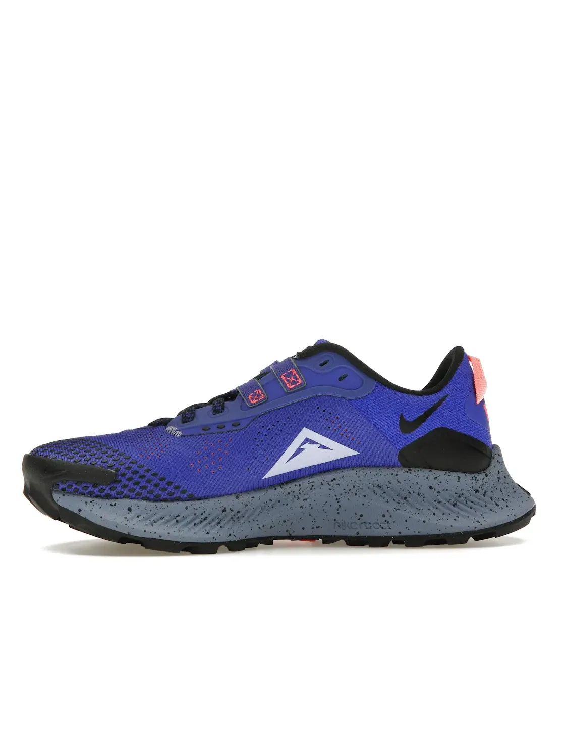 Женские кроссовки для бега по бездорожью Nike Pegasus Trail 3 Nike — изображение 3 из 4, черный//светлый
