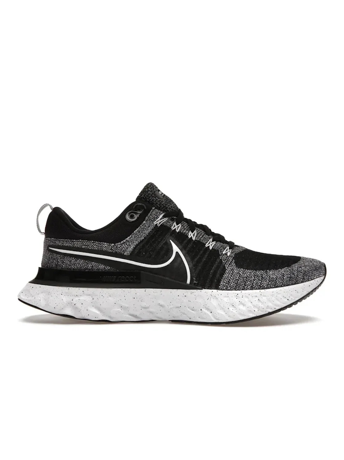 Мужские кроссовки для бега с дышащим верхом Nike React Infinity Run Flyknit 2 — изображение 1 из 4, белый/черный