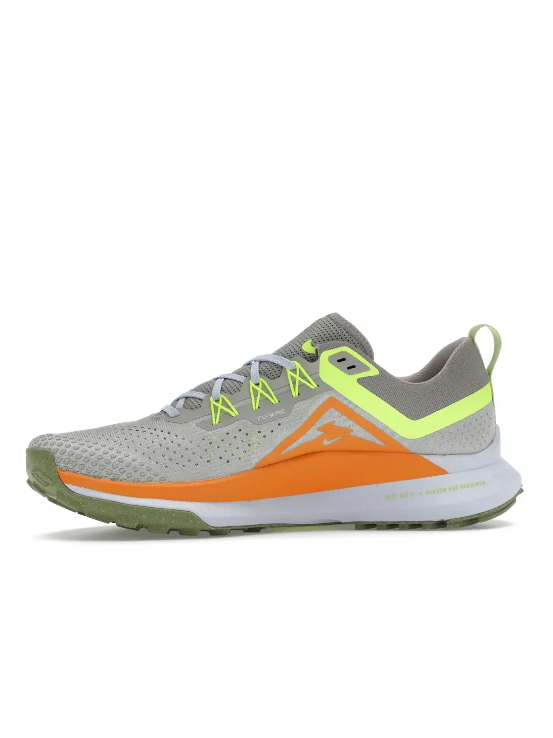 Мужские кроссовки для трейлраннинга Nike React Pegasus Trail 4 — изображение 3 из 4, светлый//серый
