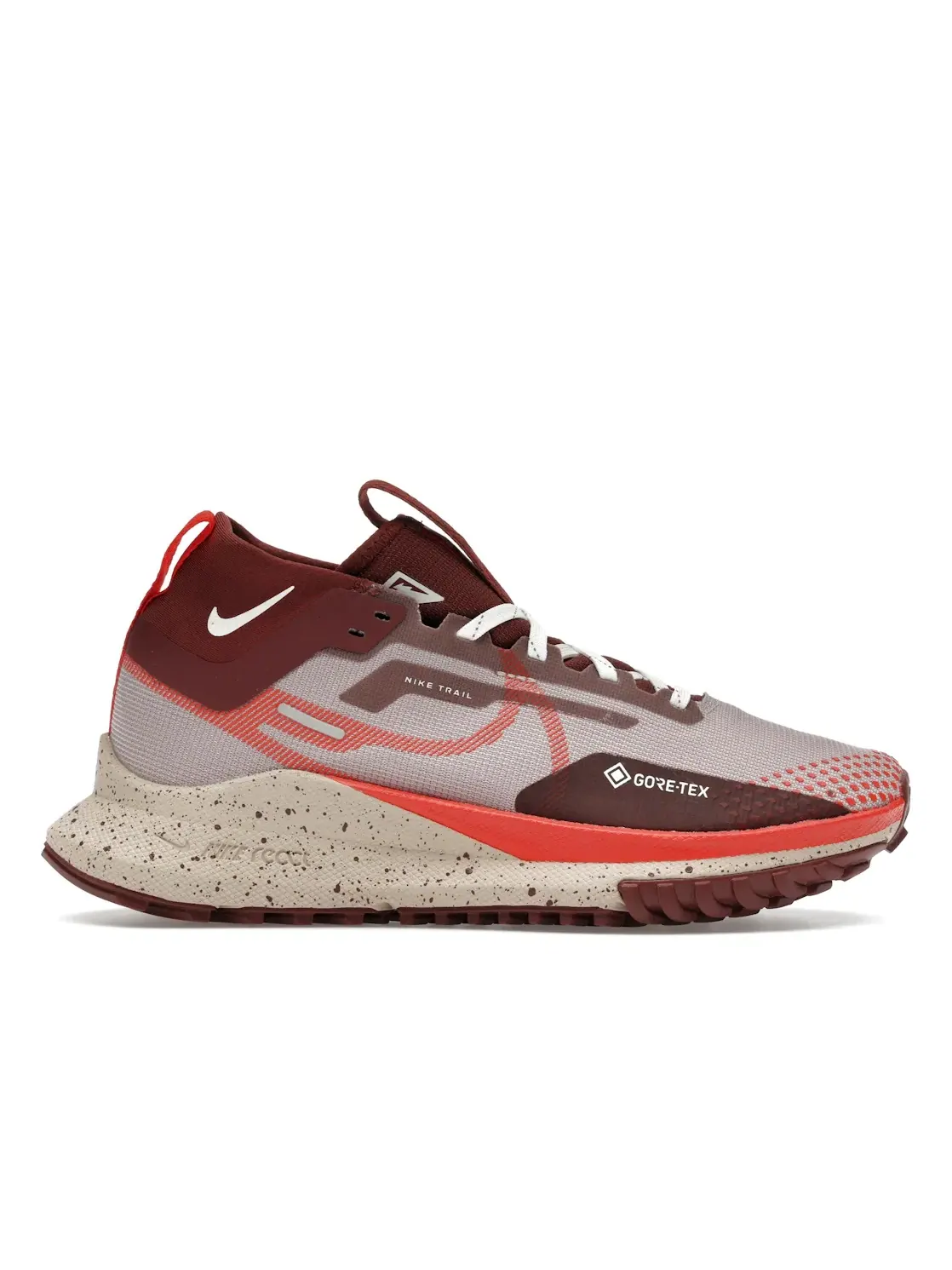 Женские кроссовки для бега с мембраной Gore-Tex Nike React Pegasus Trail 4 Gore-Tex — изображение 1 из 4, темный//красный