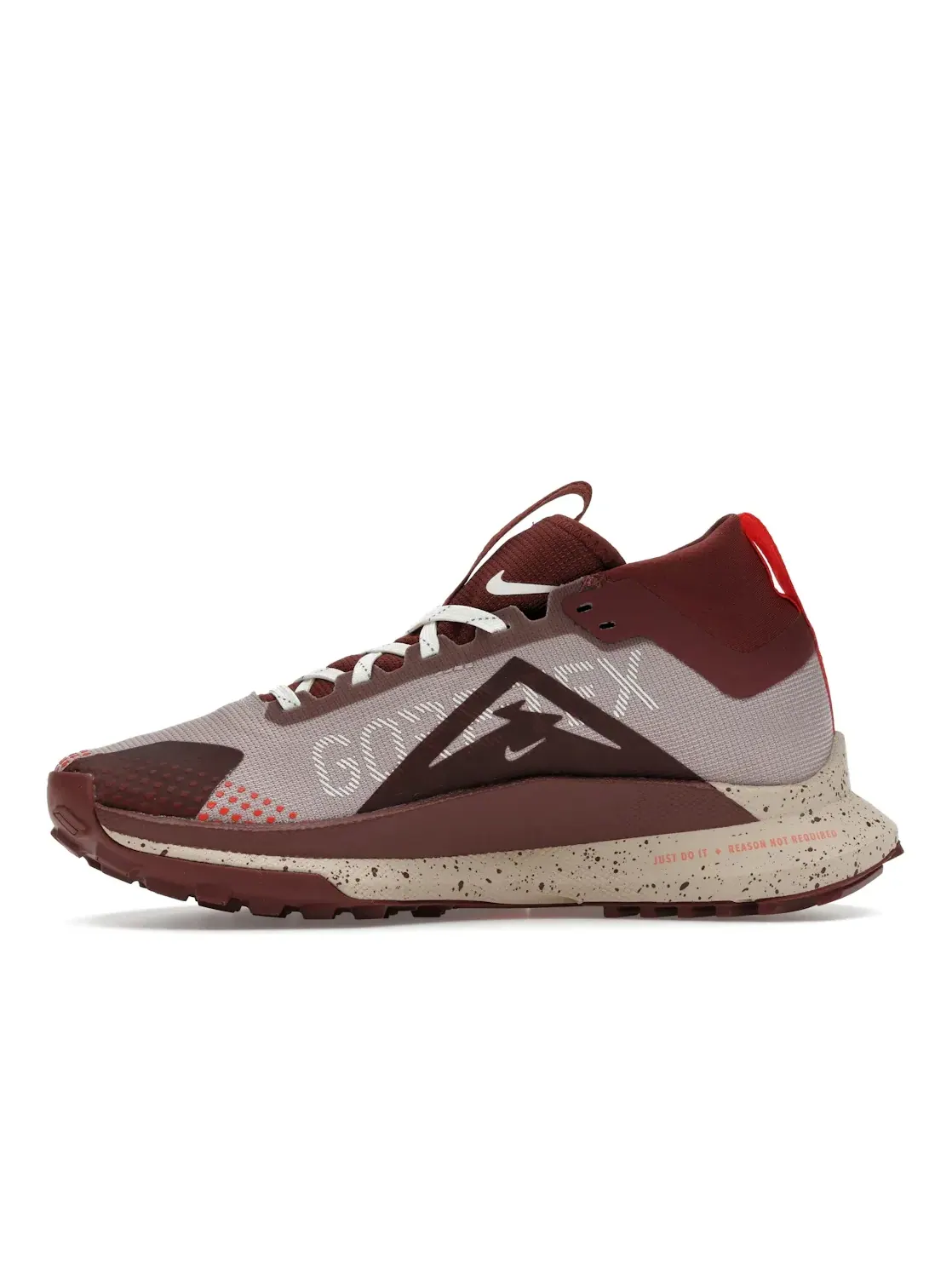 Женские кроссовки для бега с мембраной Gore-Tex Nike React Pegasus Trail 4 Gore-Tex — изображение 3 из 4, темный//красный