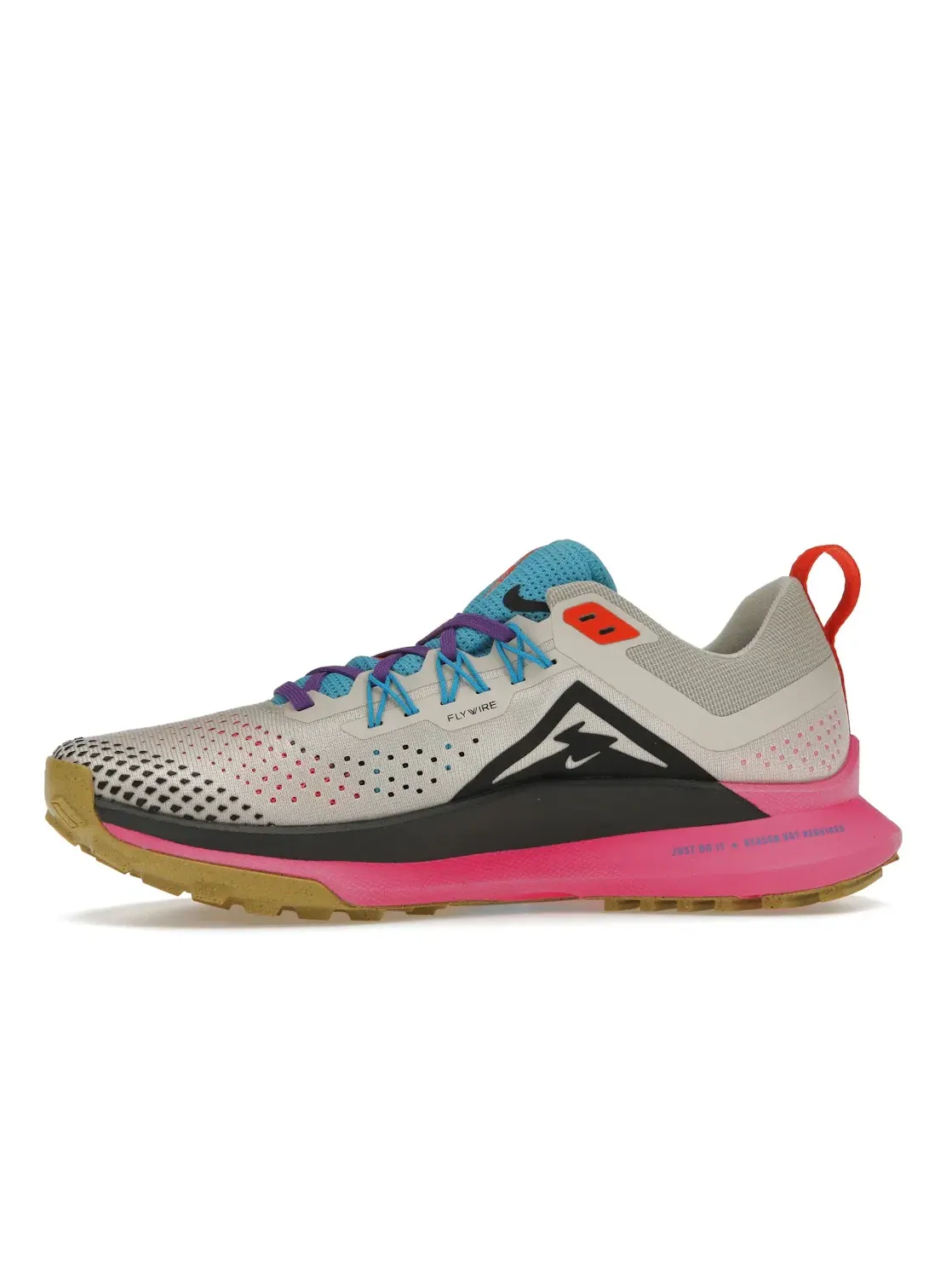 Женские кроссовки для бега по бездорожью Nike React Pegasus Trail 4 — изображение 3 из 4