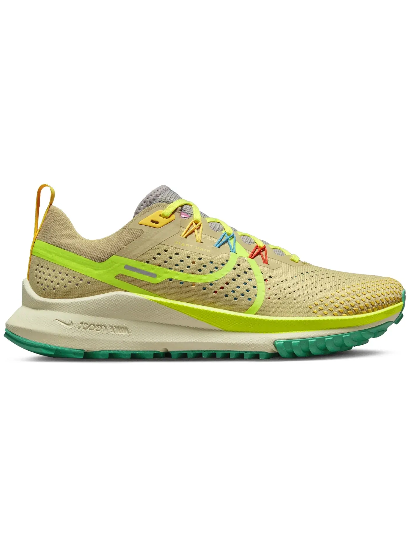 Женские кроссовки для бега с амортизацией Nike React Pegasus Trail 4 Nike — изображение 1 из 1, золотистый/синий/зеленый