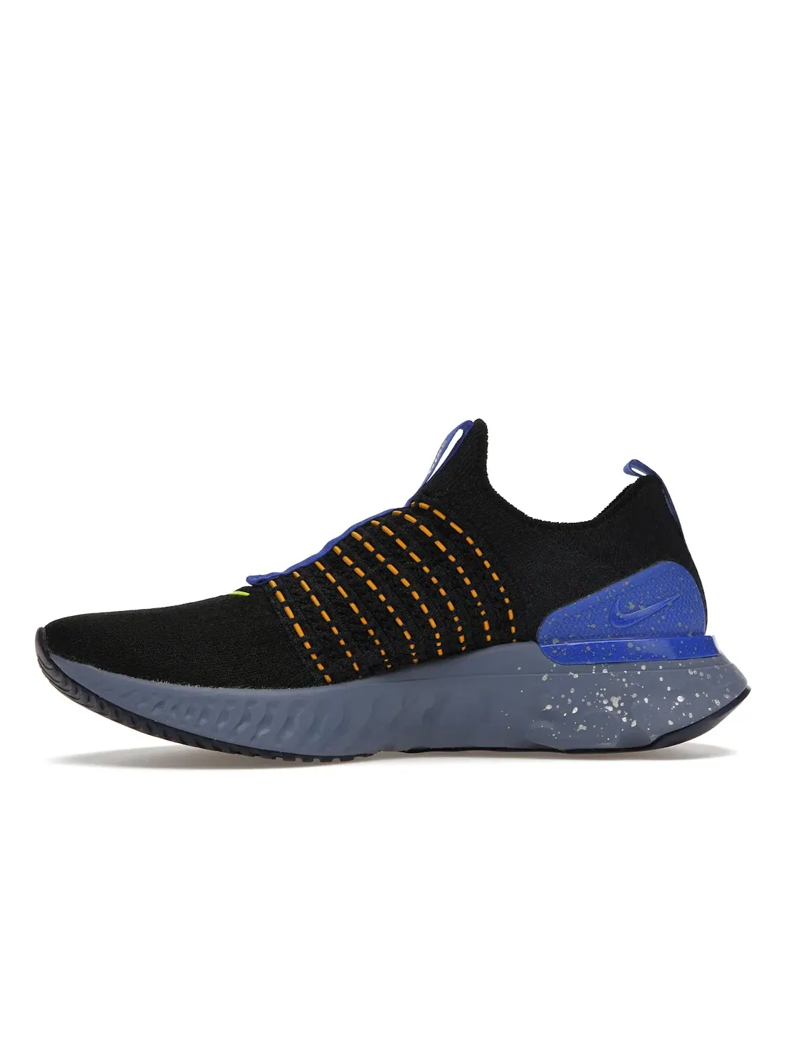 Мужские кроссовки для бега с технологией Flyknit Nike React Phantom Run Flyknit 2 Nike — изображение 3 из 4, черный