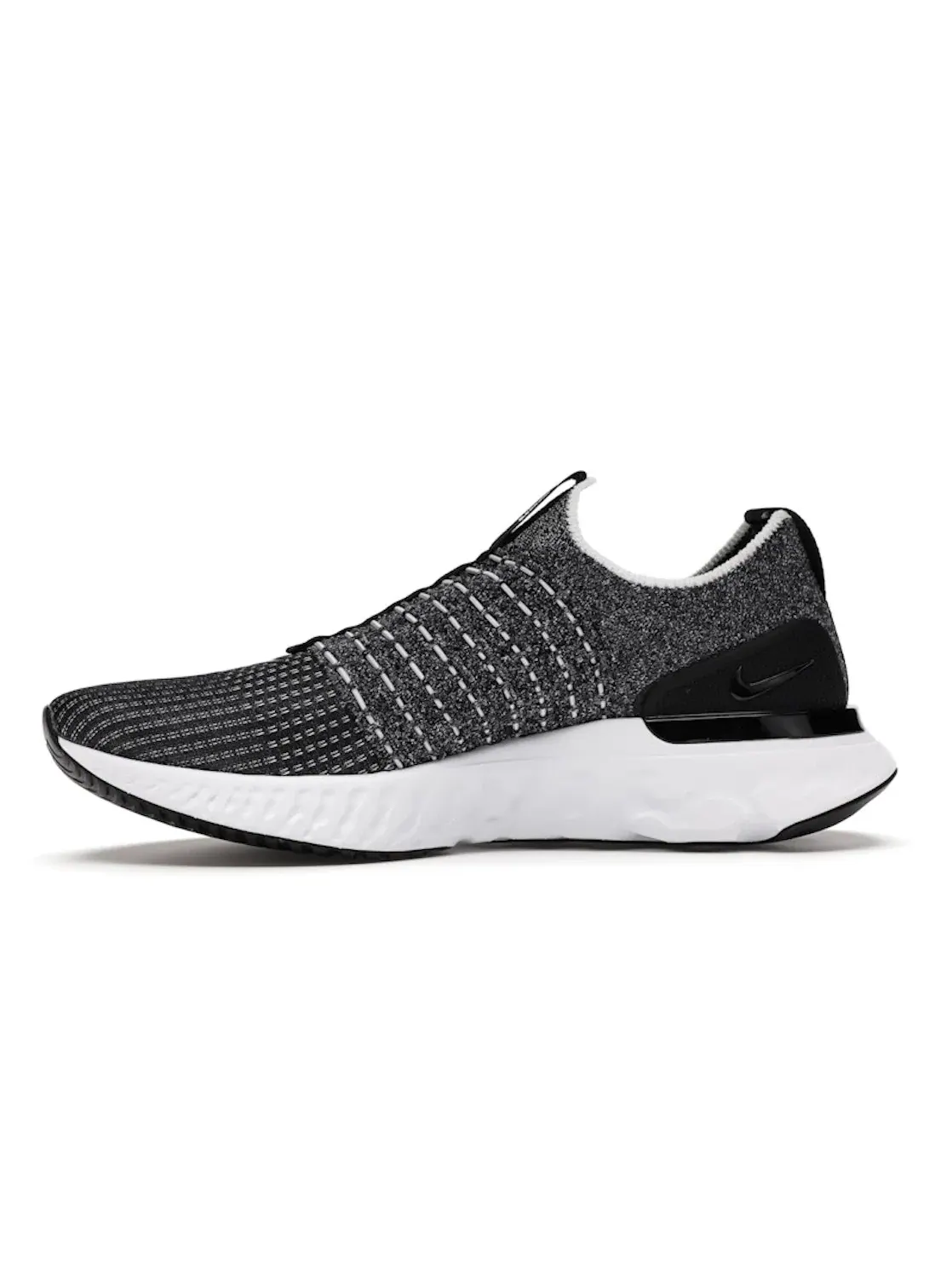 Мужские кроссовки для бега с технологией Flyknit Nike React Phantom Run Flyknit 2 Nike — изображение 3 из 4, черный/белый
