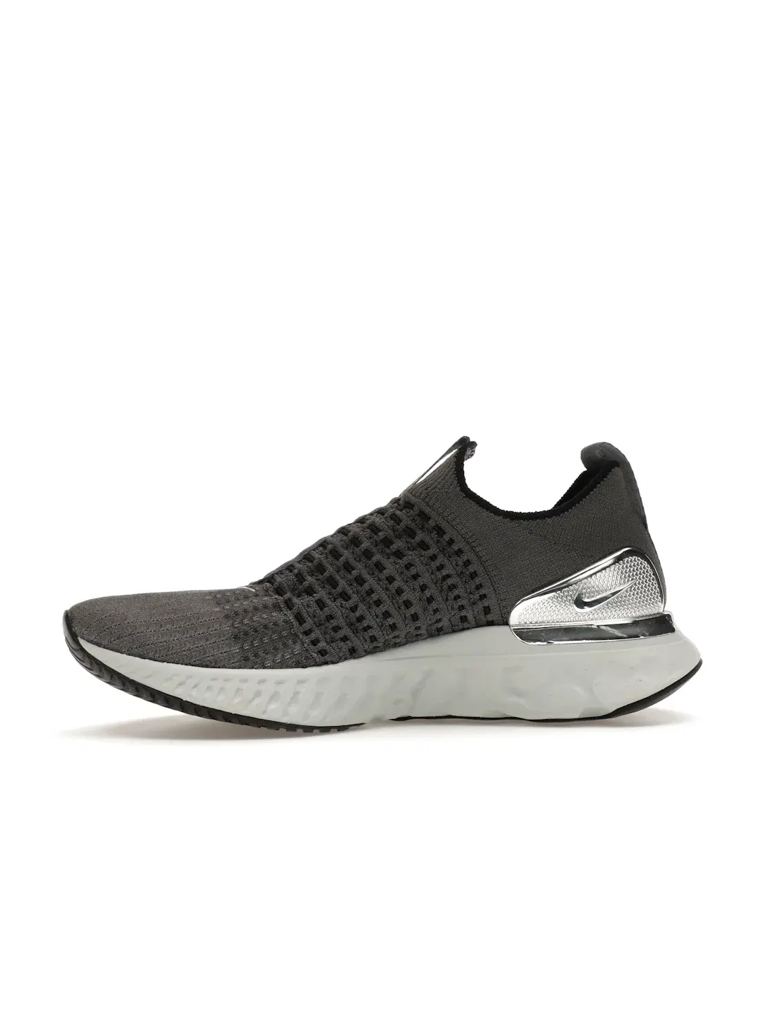 Мужские кроссовки для бега Nike React Phantom Run Flyknit 2 от Nike — изображение 3 из 4