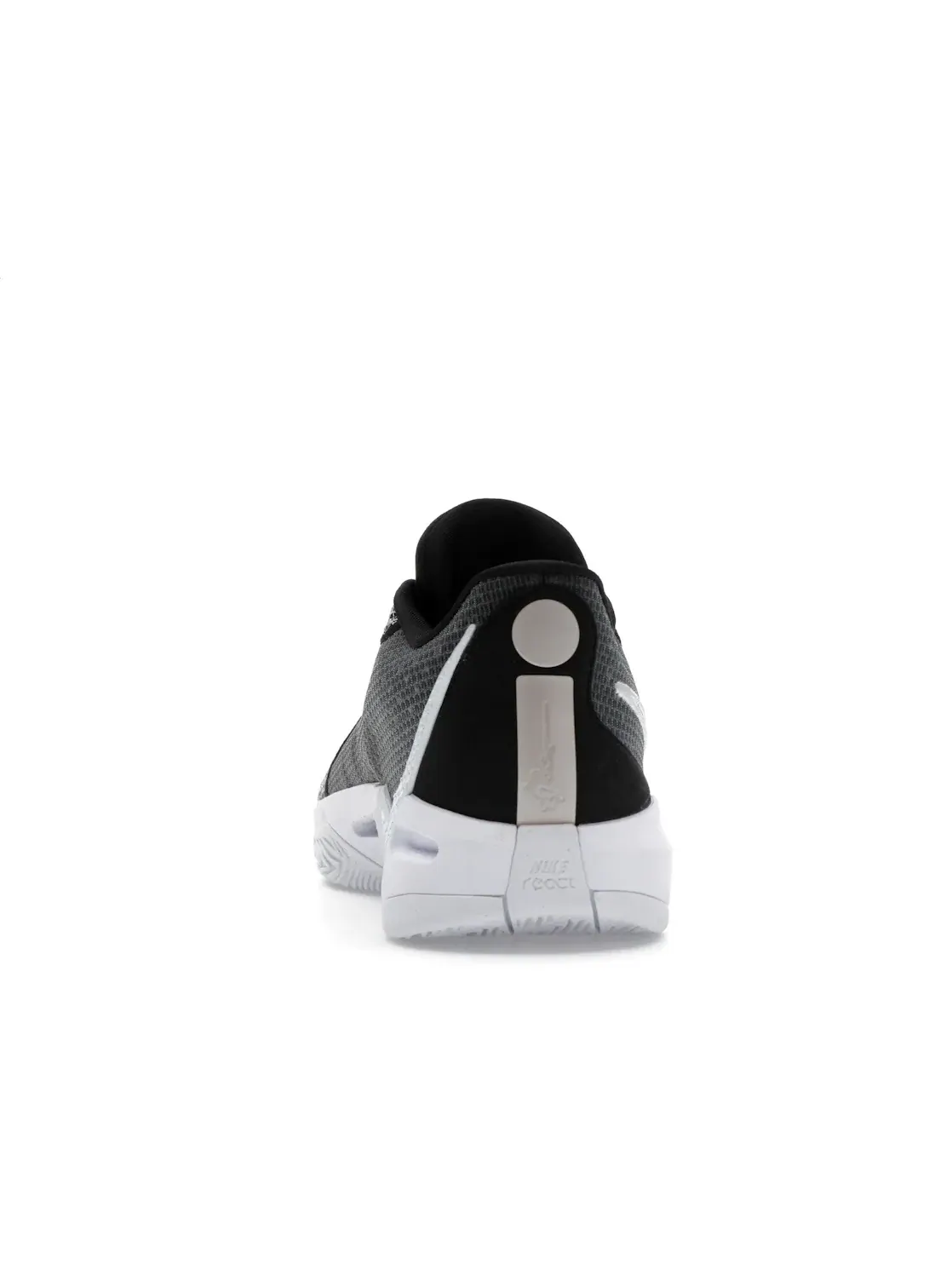 Женские кроссовки для бега Nike Sabrina 1 TB — изображение 4 из 4, черный/черный/белый