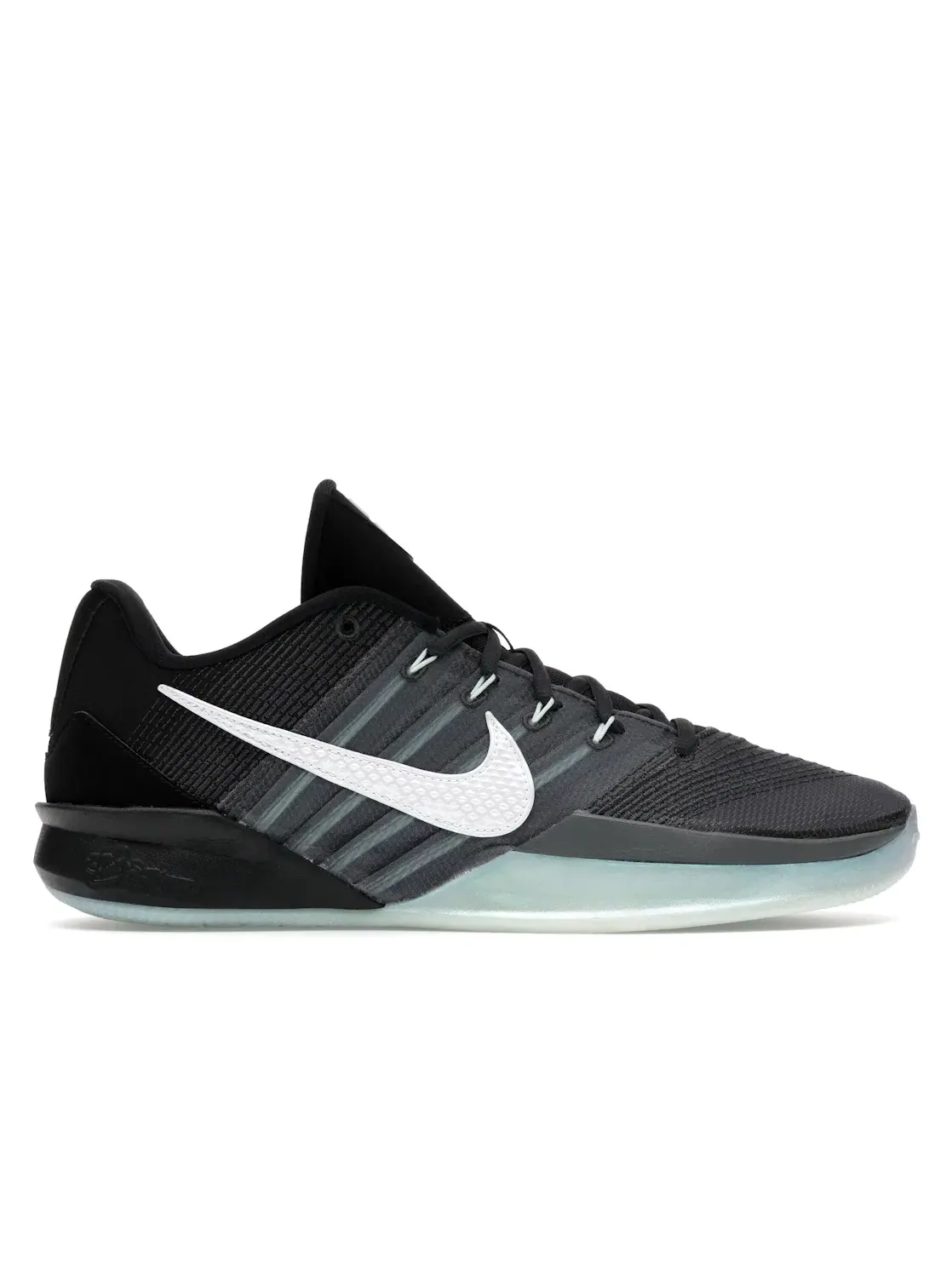 Женские кроссовки для баскетбола Nike Sabrina 3 — изображение 1 из 4