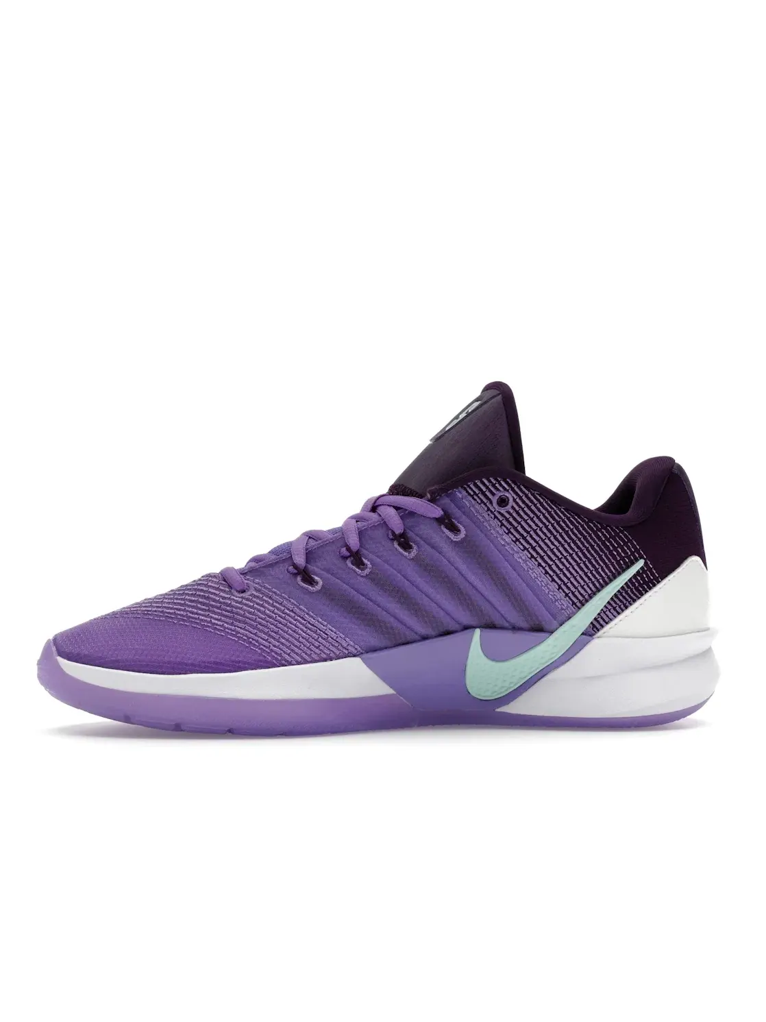 Женские кроссовки для баскетбола с низкой посадкой Nike Sabrina 3 — изображение 3 из 4