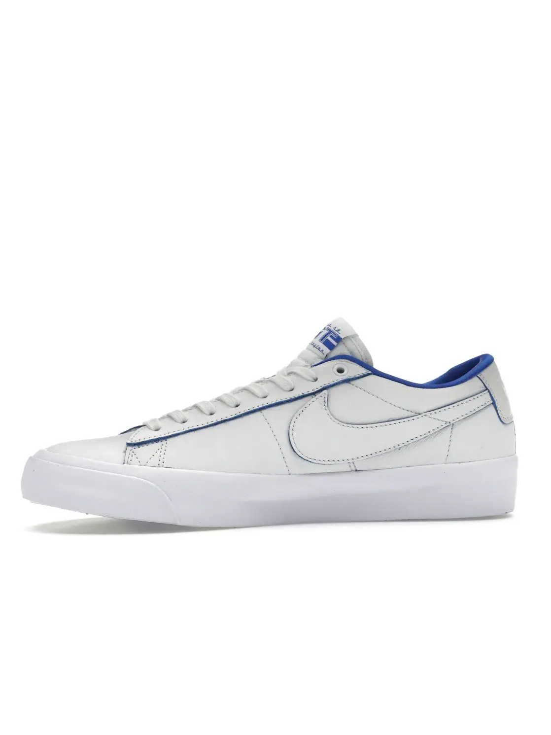 Мужские кроссовки Lifestyle Nike SB Blazer Low Pro GT Premium — изображение 3 из 4, белый/белый/белый
