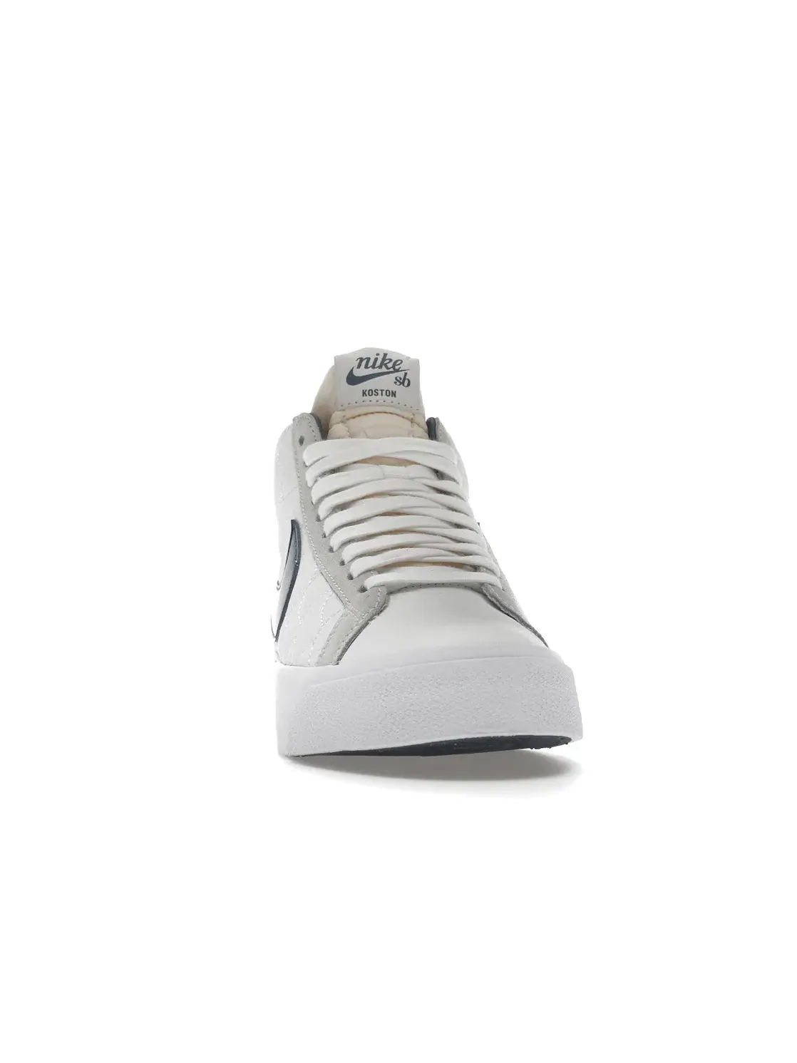Мужские кроссовки с замшевым верхом Nike SB Blazer Mid — изображение 2 из 4, белый/белый