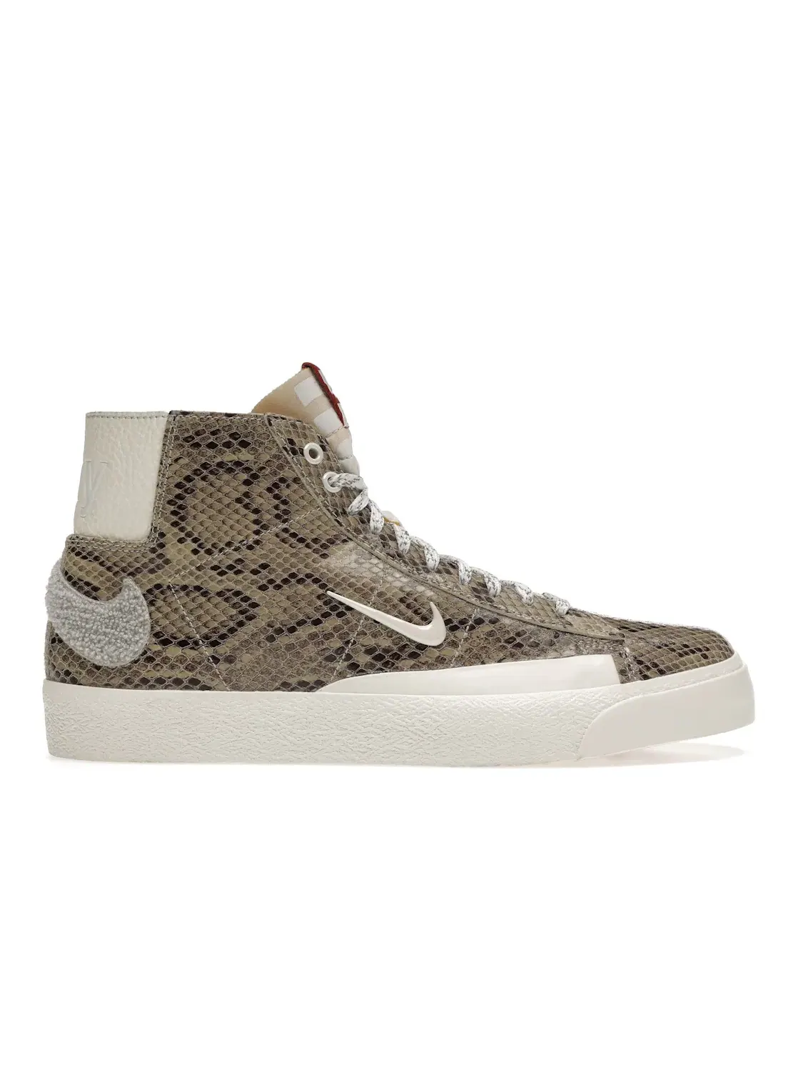 Мужские кроссовки с искусственной змеиной кожей Nike SB Blazer Mid Soulland FRI.day 03 — изображение 1 из 4, белый