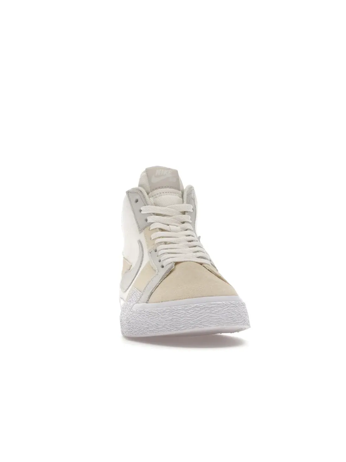 Мужские кроссовки высокие с брендом Nike SB Blazer Mid — изображение 2 из 4, белый/белый/белый/белый