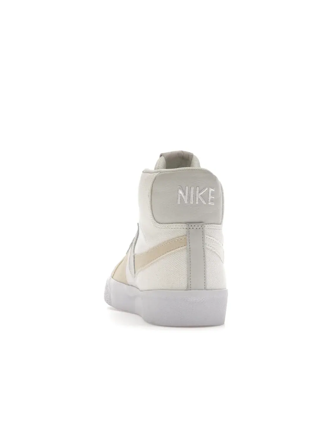 Мужские кроссовки высокие с брендом Nike SB Blazer Mid — изображение 4 из 4, белый/белый/белый/белый