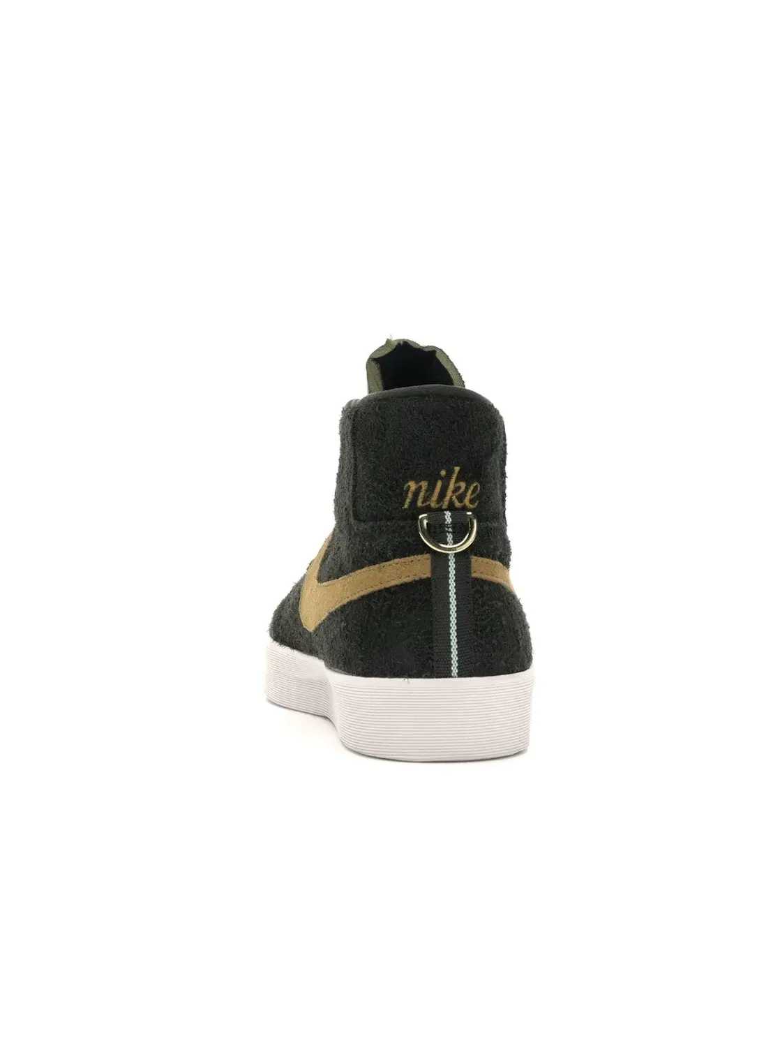 Мужские кроссовки Lifestyle Nike SB Blazer Mid We Club 58 Nike — изображение 4 из 4, золотистый