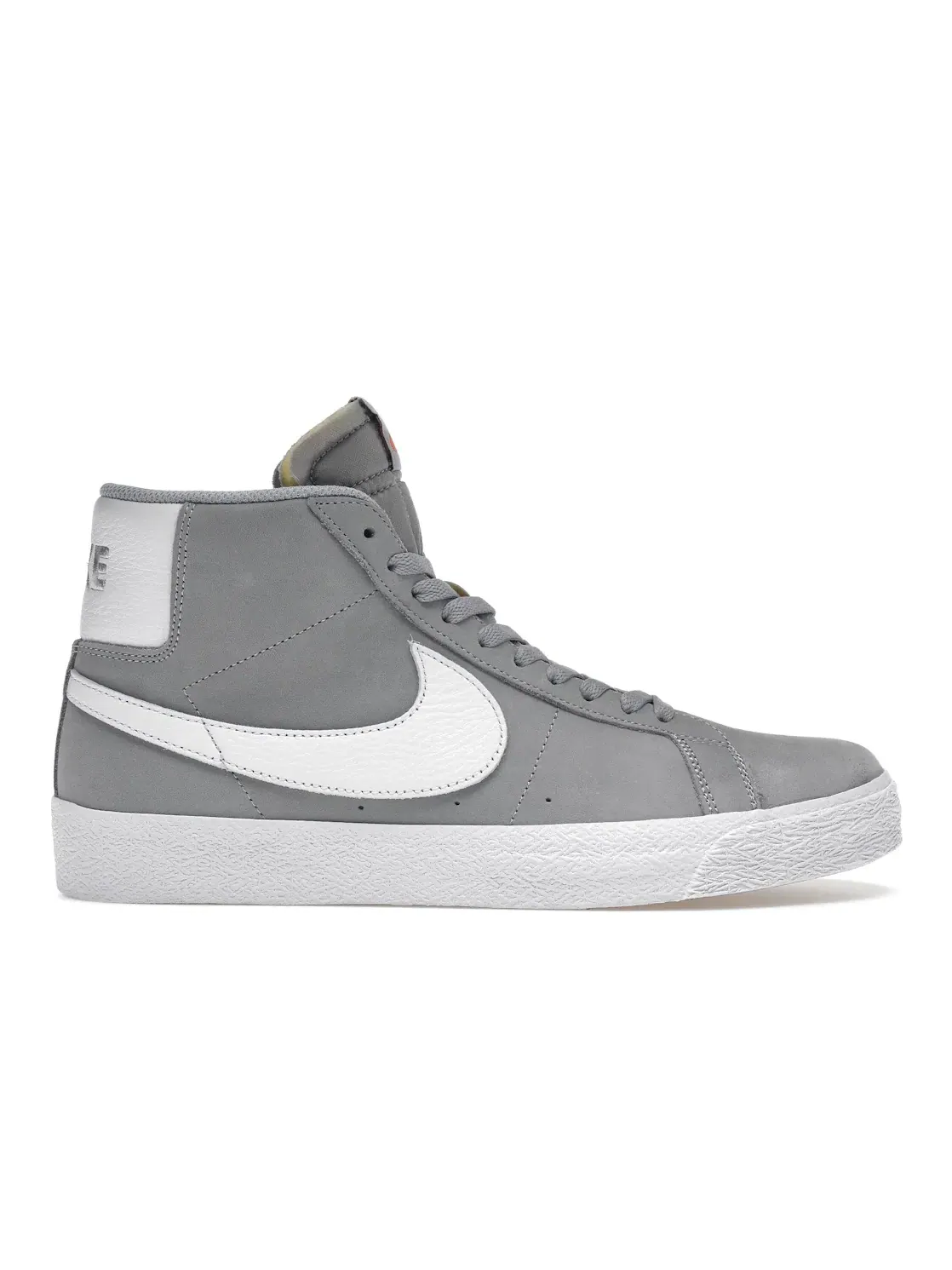 Мужские кроссовки для скейтбординга Nike SB Blazer Mid — изображение 1 из 4