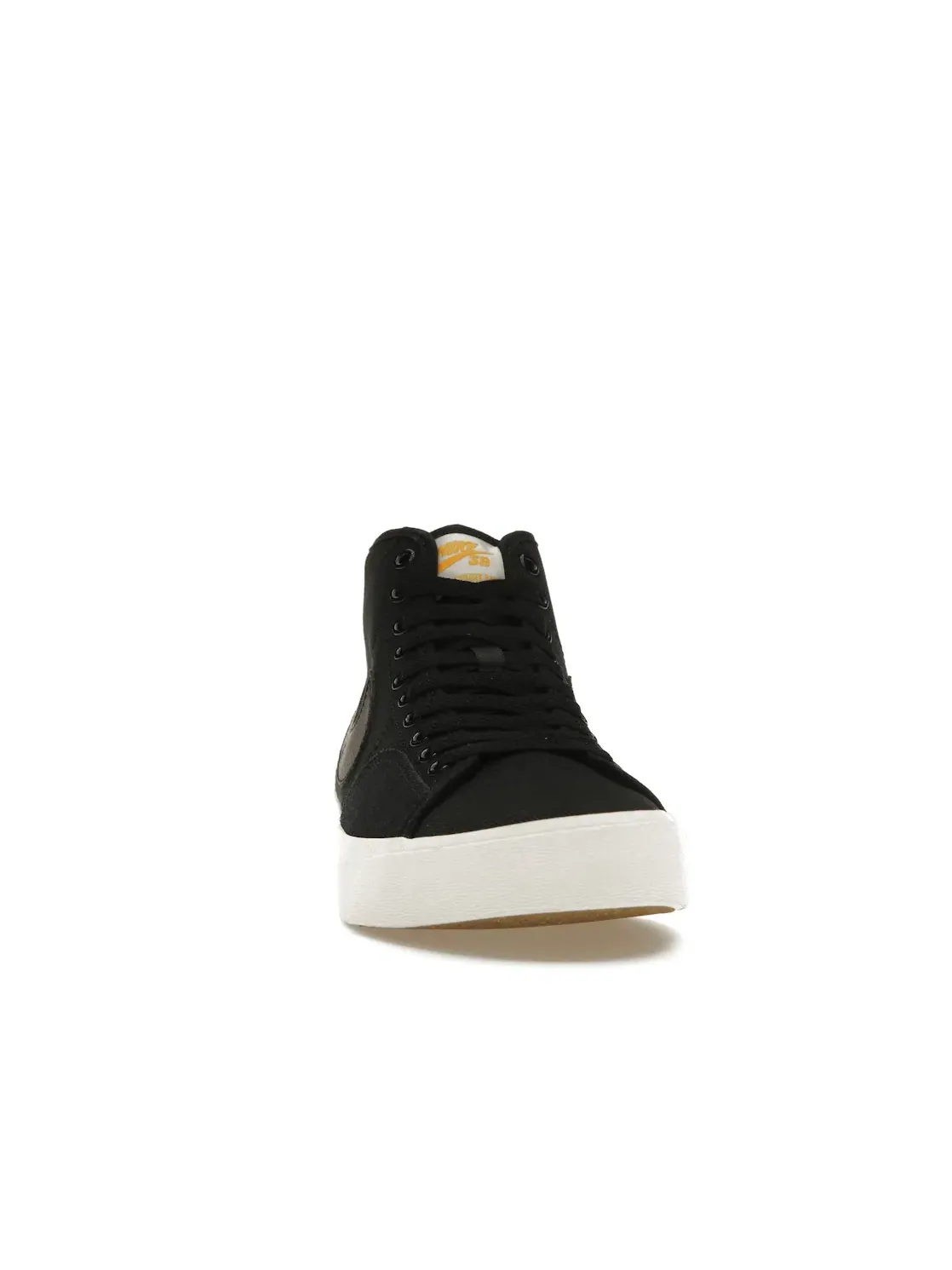 Мужские кроссовки с высоким верхом Nike SB BLZR Court Mid Premium — изображение 2 из 4, черный/черный/белый