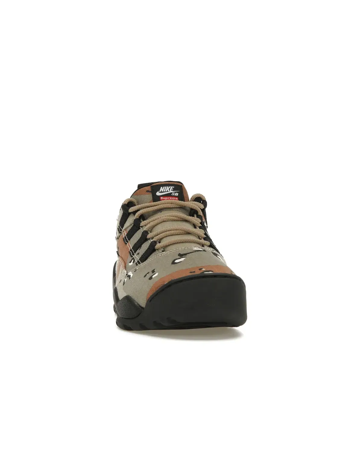 Мужские кроссовки с камуфляжным принтом Nike SB Darwin Low Supreme Desert Camo Nike — изображение 2 из 4