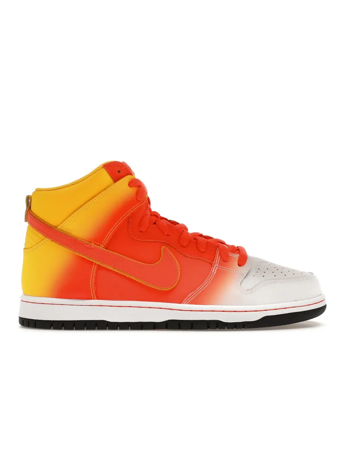 Мужские кроссовки с хэллоуинским дизайном Nike SB Dunk High Sweet Tooth Candy Corn — изображение 1 из 4