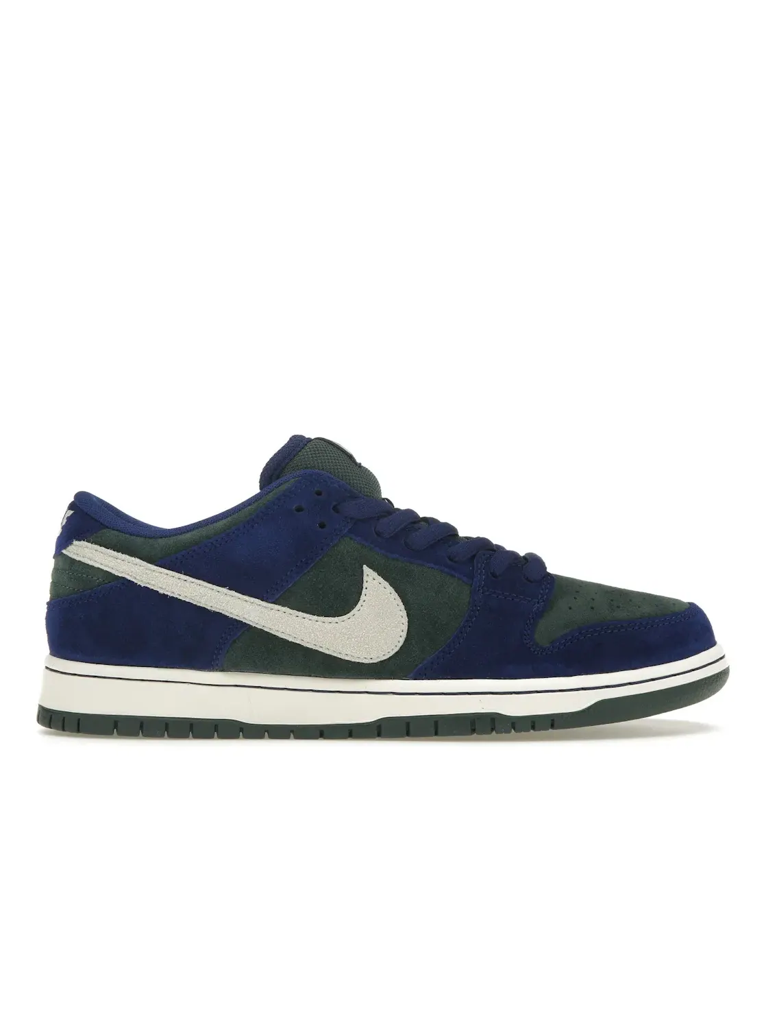 Мужские кроссовки для скейтбординга с замшевым верхом Nike SB Dunk Low Nike — изображение 1 из 4