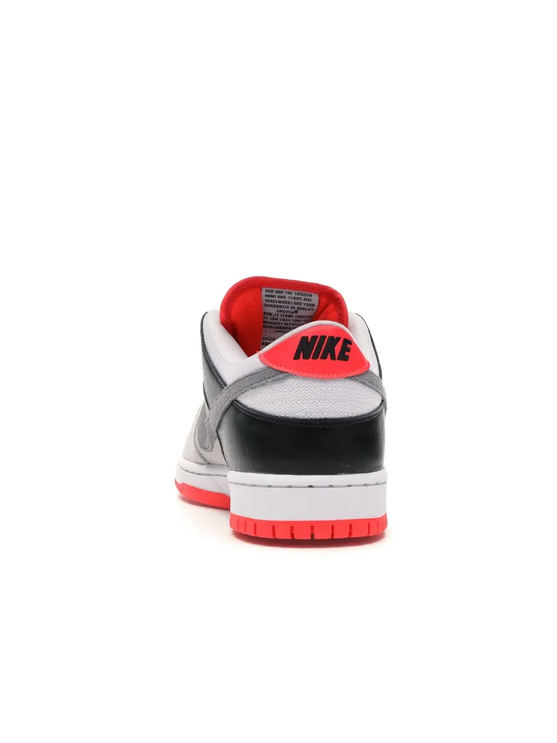 Мужские кроссовки с вставками из замши Nike SB Dunk Low Nike — изображение 4 из 4, белый/серый-черный