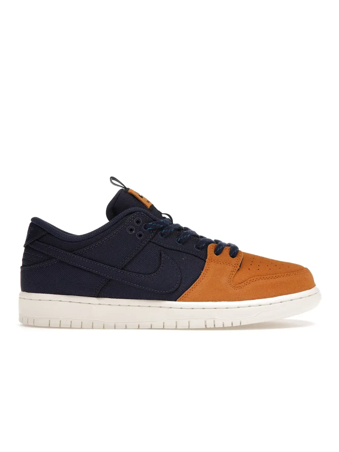 Мужские кроссовки с двухцветным дизайном Nike SB Dunk Low Pro PRM — изображение 1 из 4