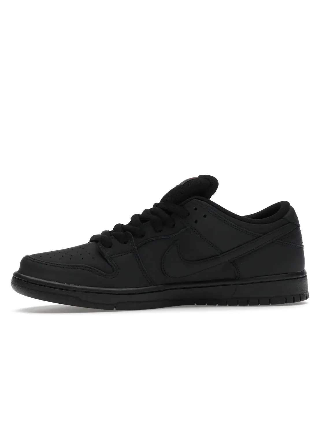 Мужские кроссовки для скейтбординга с моноколорным дизайном Nike SB Dunk Low Pro — изображение 3 из 4, черный//оранжевый