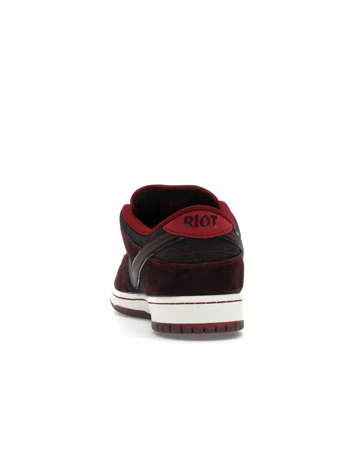 Мужские кроссовки с премиальными материалами Nike SB Dunk Low Nike — изображение 4 из 4, темный-красный