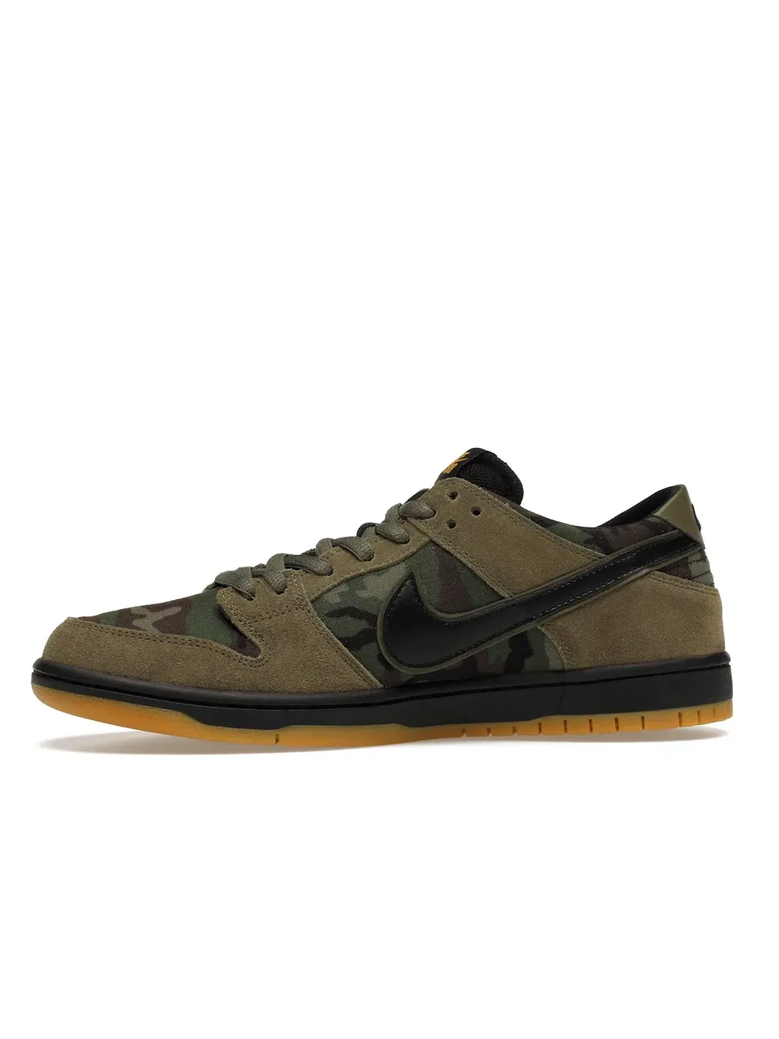 Мужские кроссовки с камуфляжным принтом Nike SB Dunk Low — изображение 3 из 4