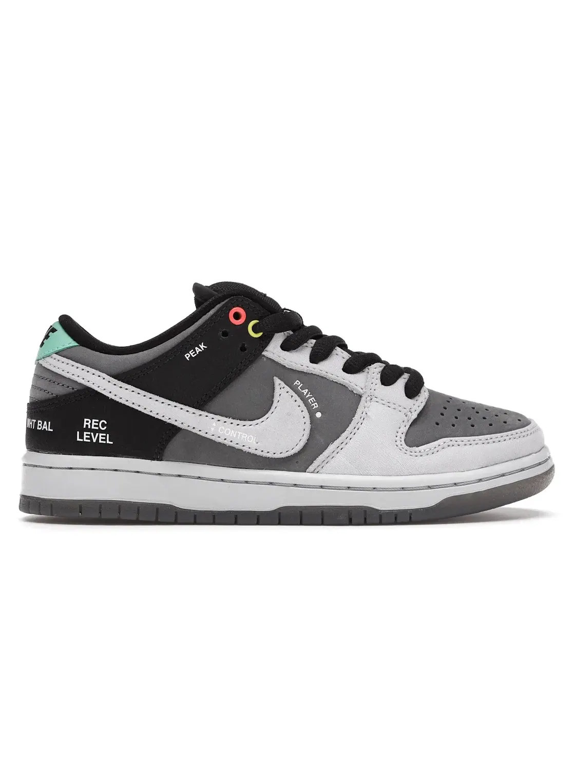 Мужские кроссовки с дизайном от видеокамеры Nike SB Dunk Low VX1000 Nike — изображение 1 из 4, серый/черный-белый