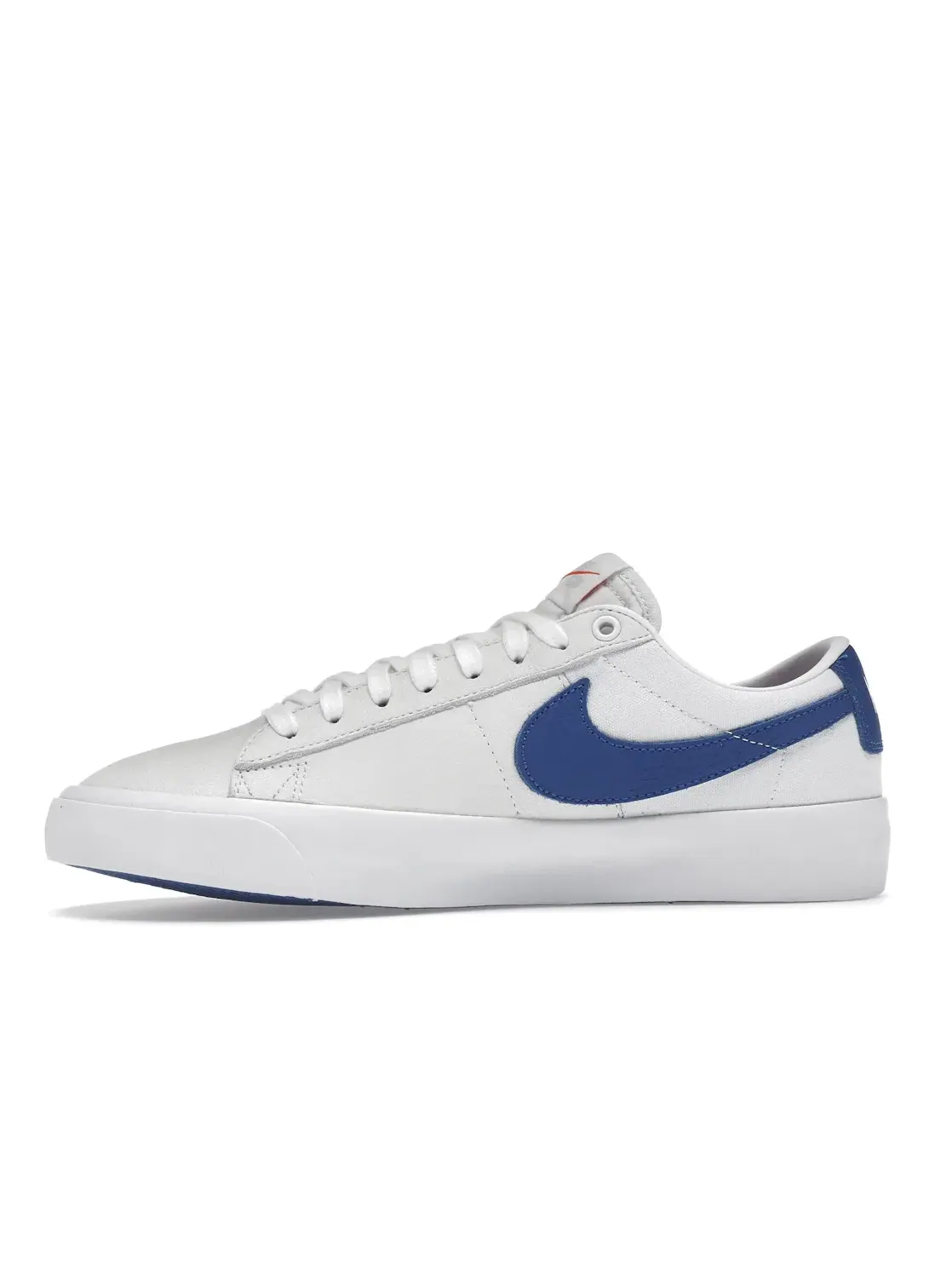 Мужские кроссовки с низким силуэтом Nike SB Zoom Blazer Low GT Nike — изображение 3 из 4, белый