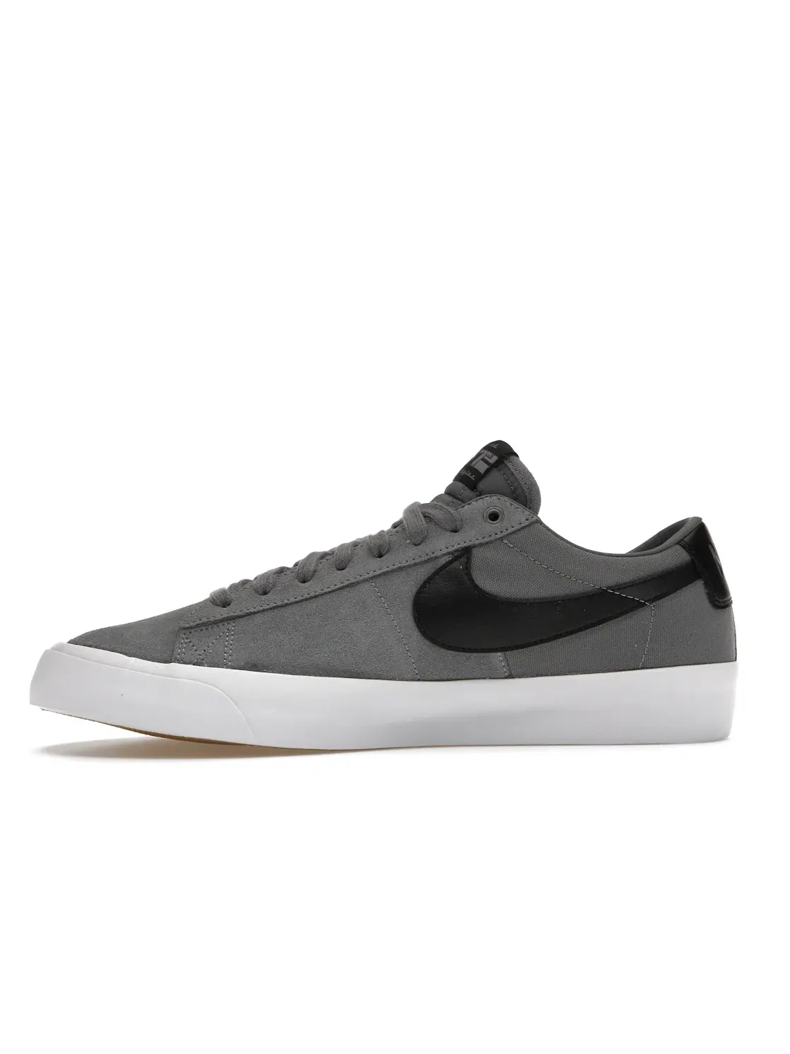Мужские кроссовки низкие Nike SB Zoom Blazer Low Pro GT Nike — изображение 3 из 4, серый/серый/белый/черный