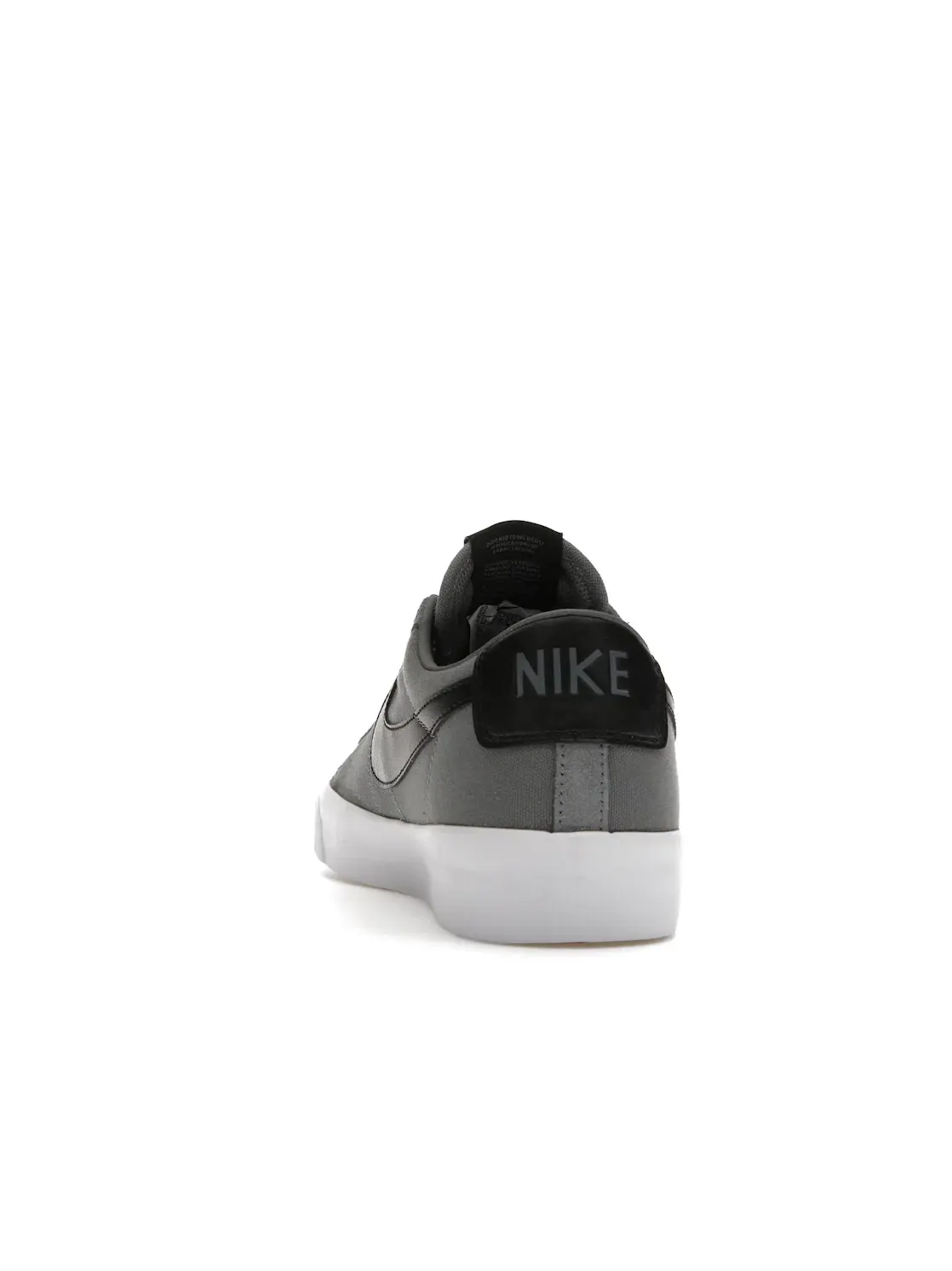 Мужские кроссовки низкие Nike SB Zoom Blazer Low Pro GT Nike — изображение 4 из 4, серый/серый/белый/черный