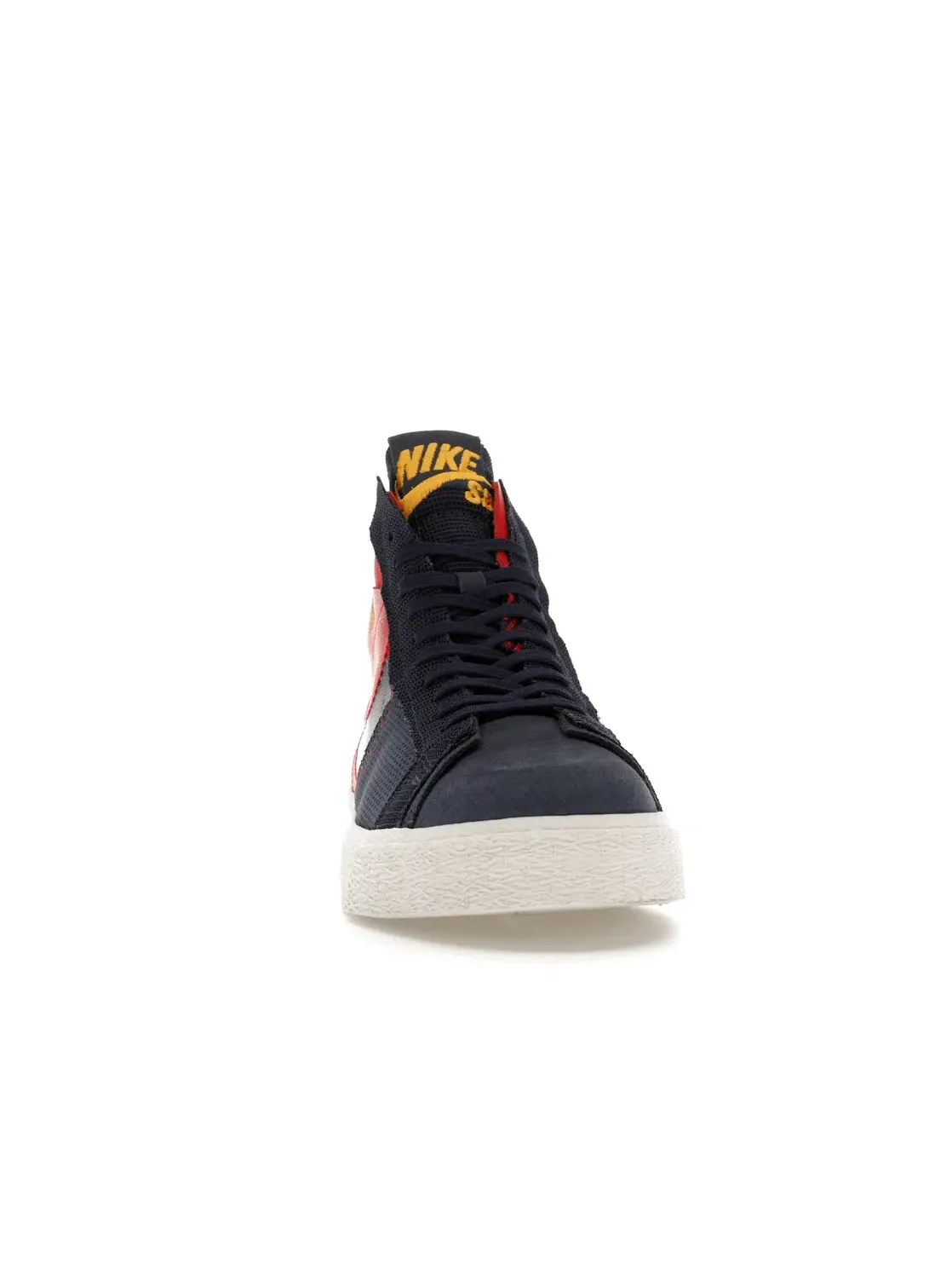 Мужские кроссовки lifestyle с деконструированным дизайном Nike SB Zoom Blazer Mid Premium — изображение 2 из 4