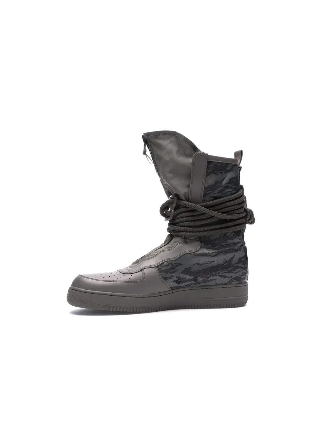 Мужские ботинки высокие Nike SF Air Force 1 High Ridgerock — изображение 3 из 4, черный