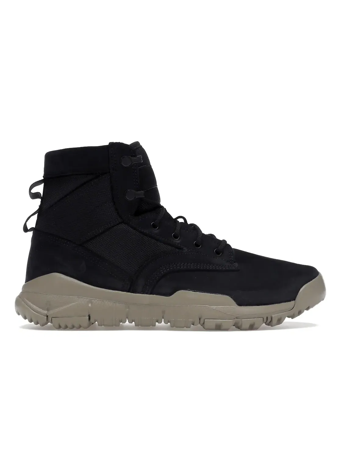 Мужские ботинки кожаные Nike SFB 6" NSW Leather — изображение 1 из 4, черный/черный-светлый