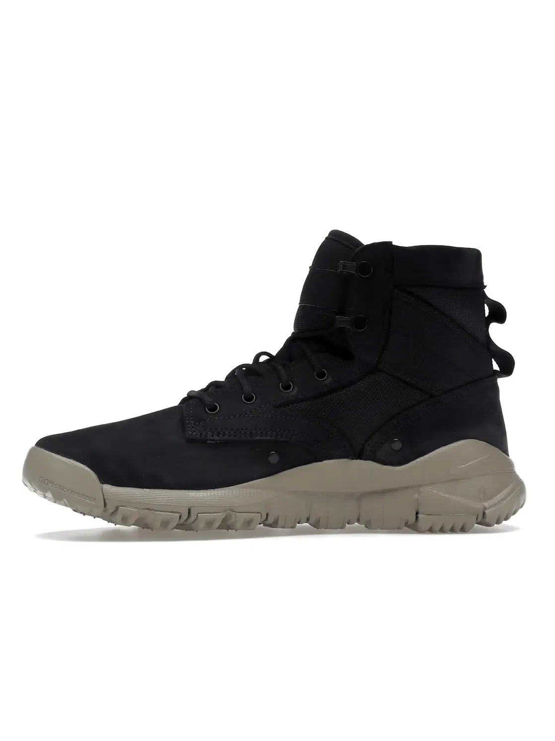 Мужские ботинки кожаные Nike SFB 6" NSW Leather — изображение 3 из 4, черный/черный-светлый