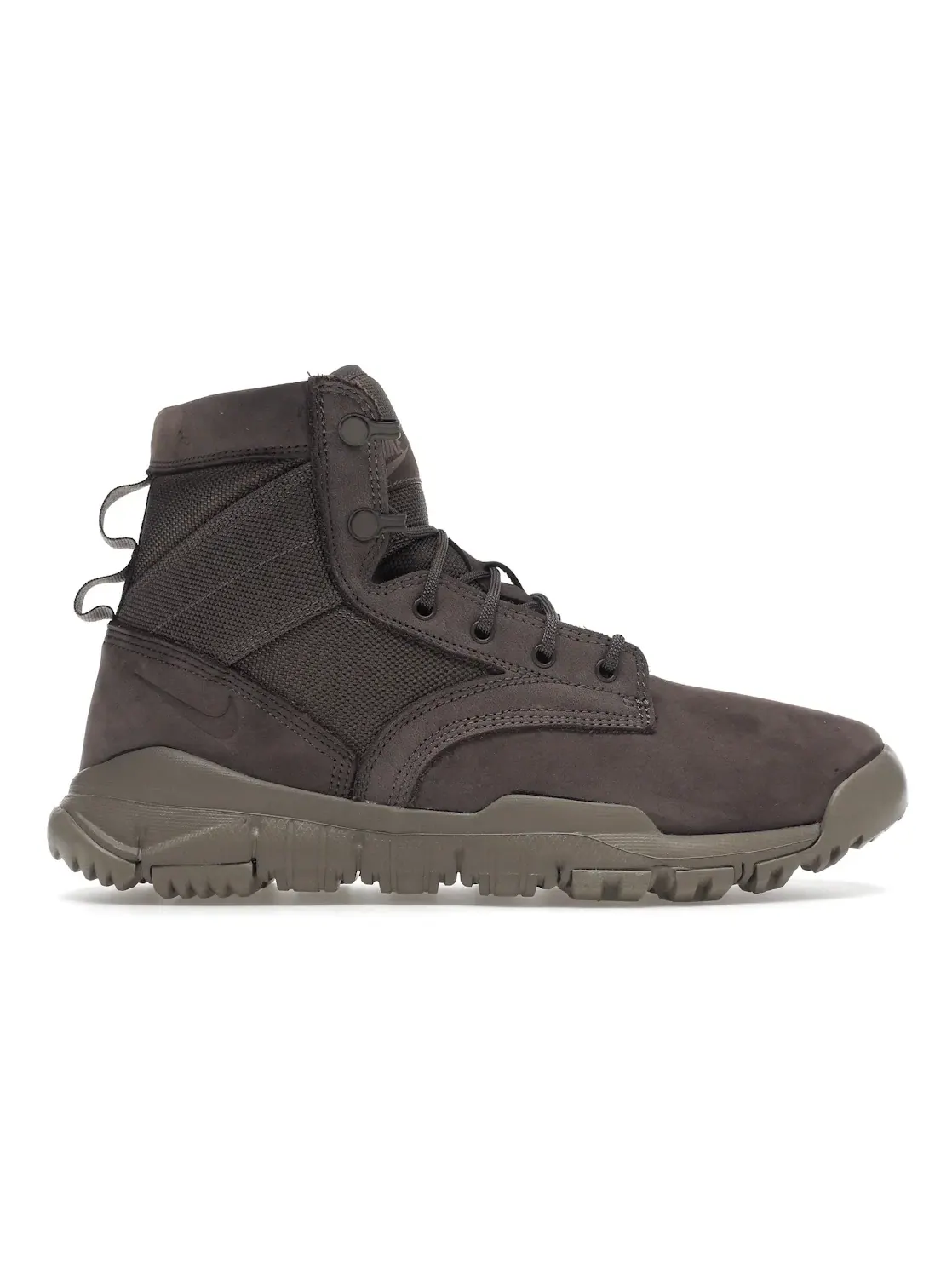 Мужские ботинки с высоким берцем Leather Nike SFB 6" NSW, Dark Mushroom/Dark Mushroom — изображение 1 из 4