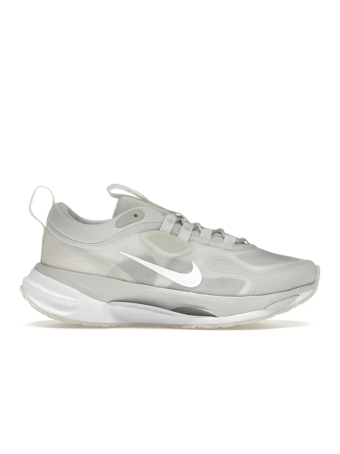 Женские кроссовки Lifestyle Nike Spark Nike — изображение 1 из 4, серый//белый