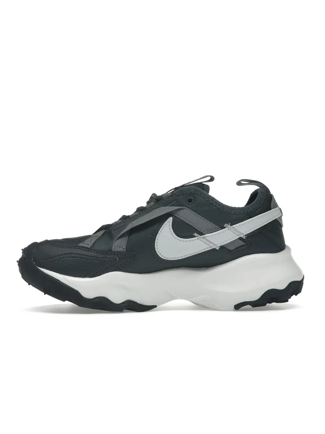 Женские кроссовки Lifestyle Nike TC 7900 — изображение 3 из 4