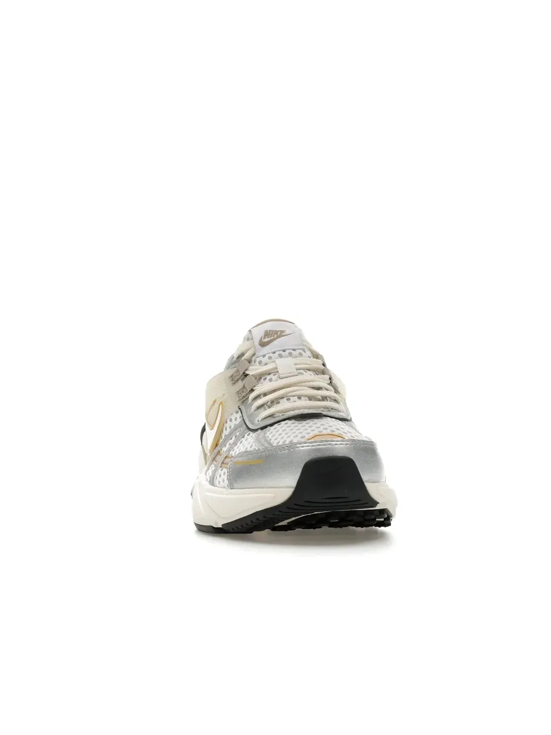Женские кроссовки Lifestyle Nike V2K Run — изображение 2 из 4