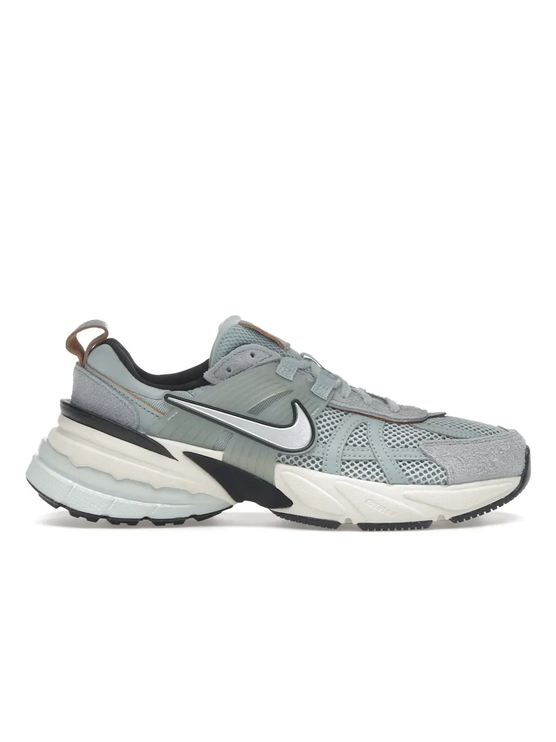 Женские кроссовки Lifestyle Nike V2K Run — изображение 1 из 4
