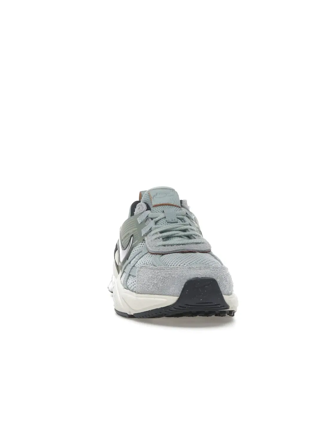 Женские кроссовки Lifestyle Nike V2K Run — изображение 2 из 4
