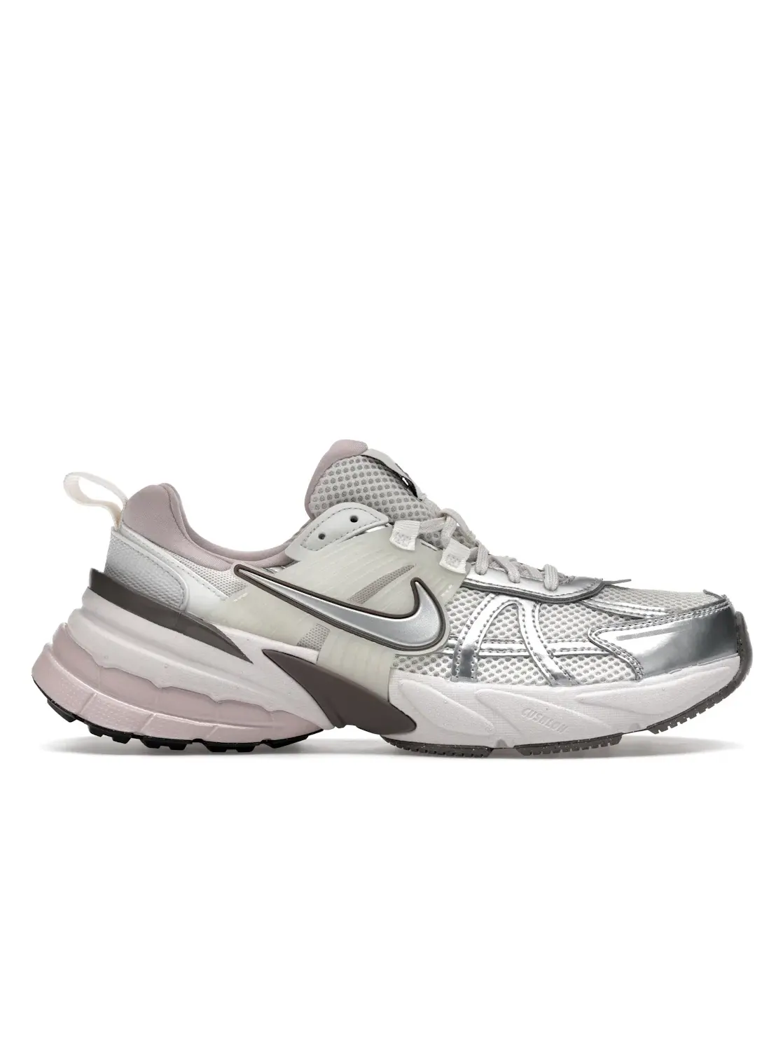 Женские кроссовки Lifestyle Nike V2K Run — изображение 1 из 4