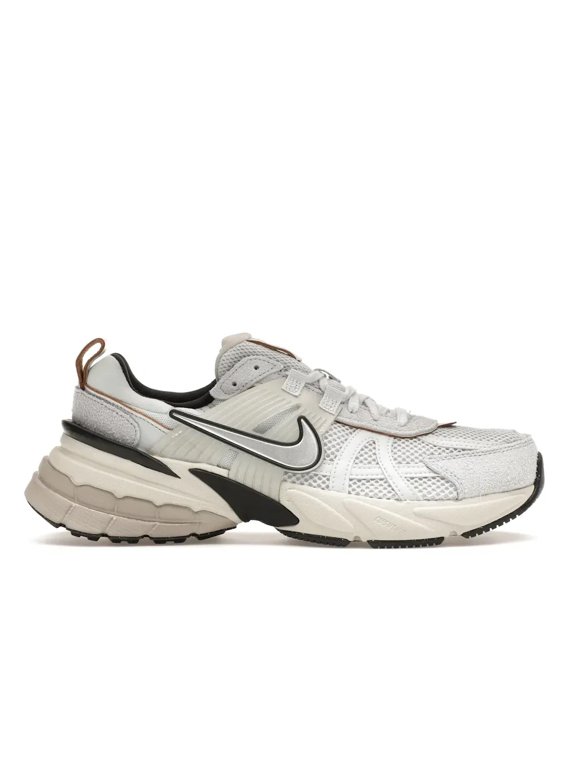 Женские кроссовки Lifestyle Nike V2K Run — изображение 1 из 4, платиновый//платиновый