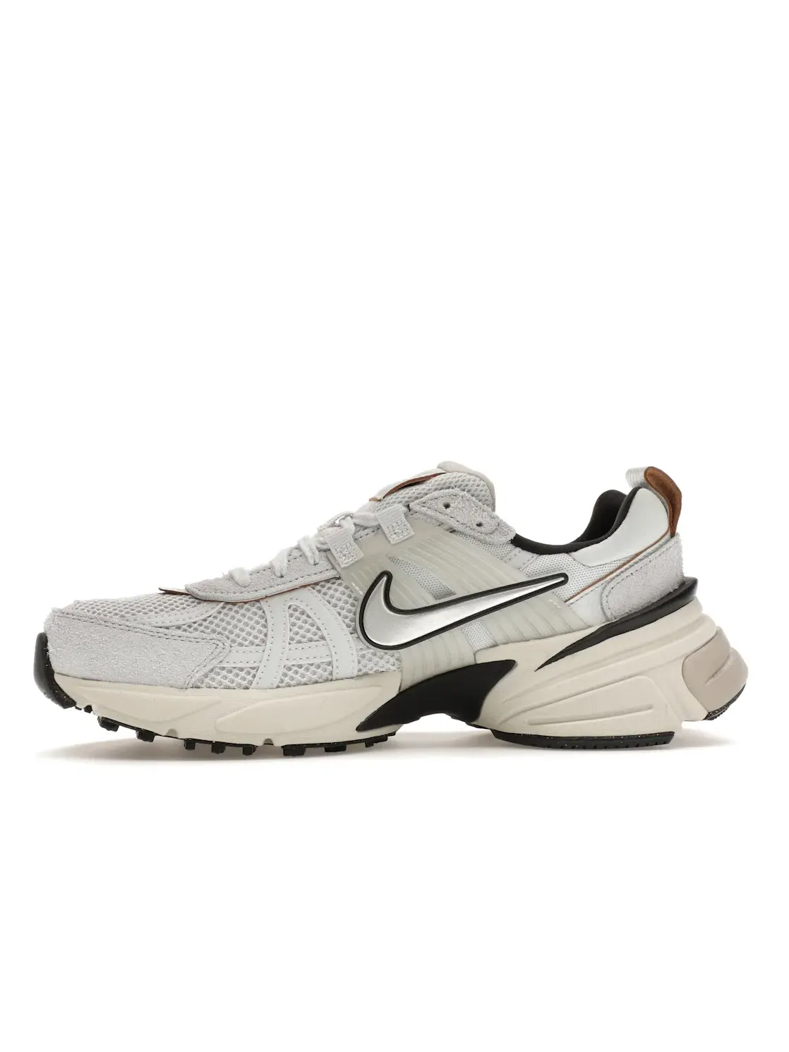 Женские кроссовки Lifestyle Nike V2K Run — изображение 3 из 4, платиновый//платиновый