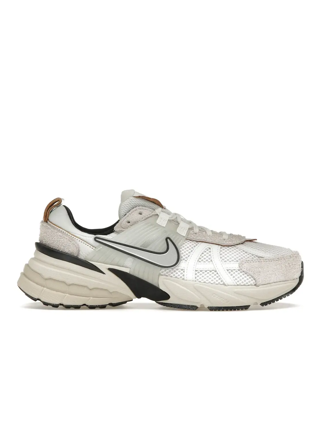Женские кроссовки Lifestyle Nike V2K Run — изображение 1 из 4